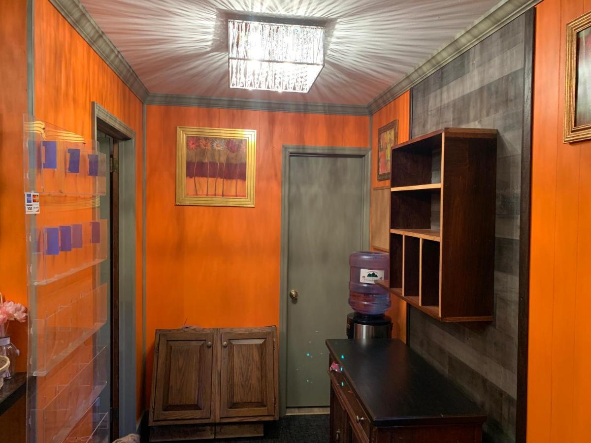 Starlite Motel & Suites ビッグ・インディアン エクステリア 写真